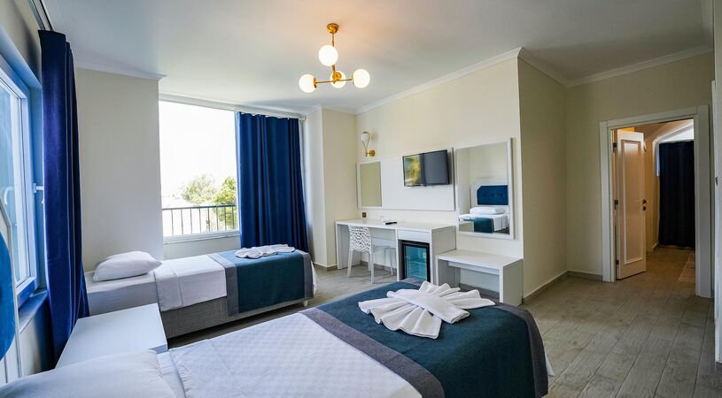 Blue Pearl Hotel & Villas