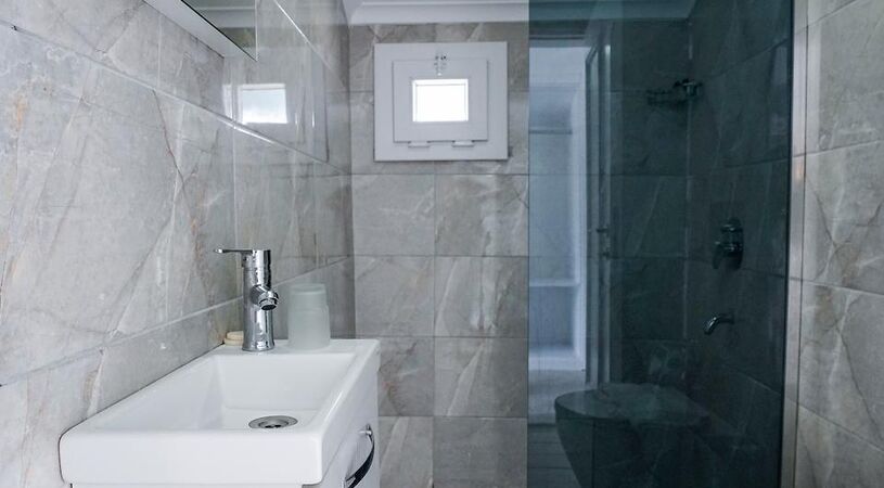 Blue Pearl Hotel & Villas