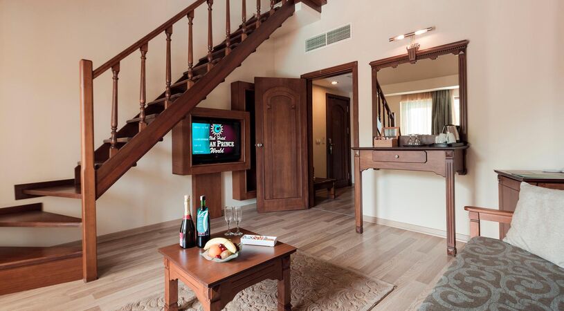 Club Hotel Turan Prince World