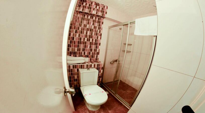 Wox ew Hotel
