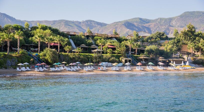 Merit Crystal Cove Hotel Casino