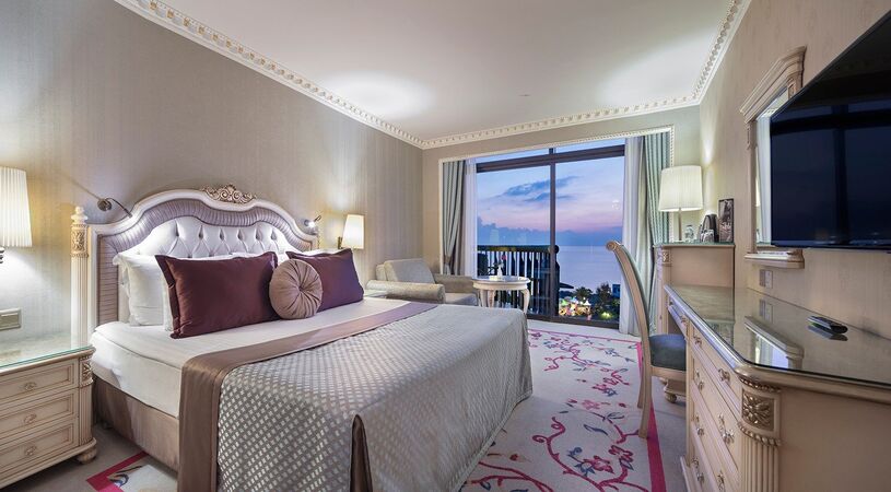 Merit Crystal Cove Hotel Casino