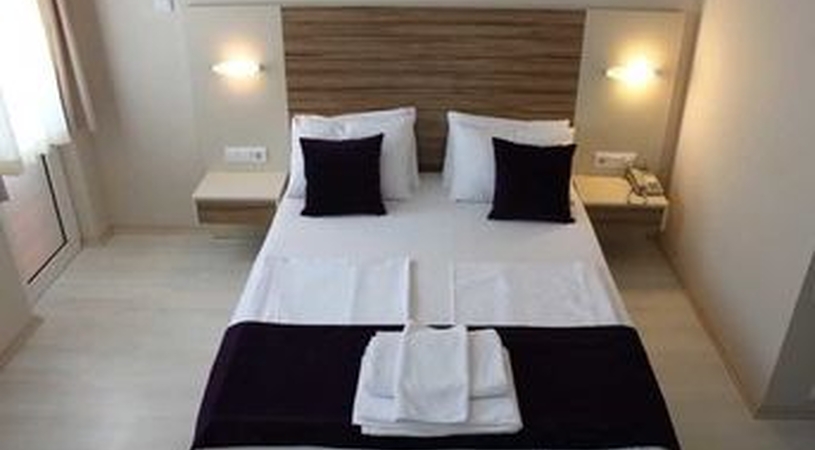Cenk Bey Otel
