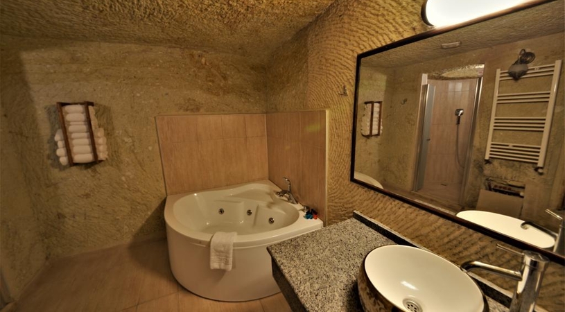 Dedeli Konak Cave Hotel