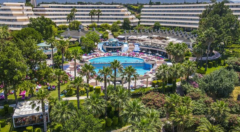 The Grand Blue Sky International Hotel