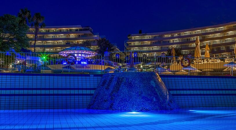 The Grand Blue Sky International Hotel