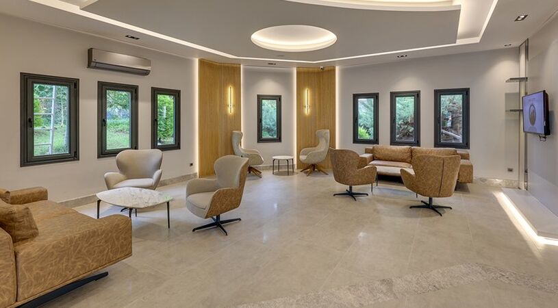 The Grand Blue Sky International Hotel