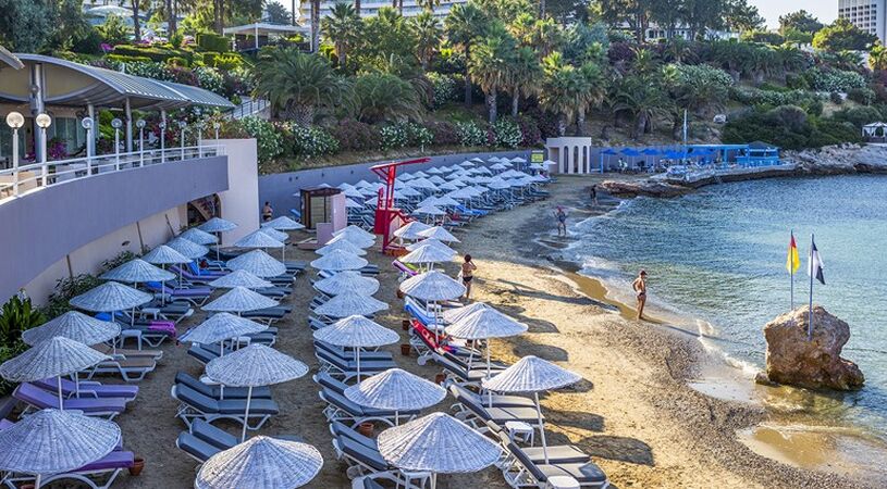 The Grand Blue Sky International Hotel