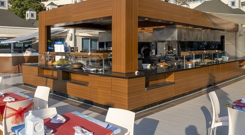 The Grand Blue Sky International Hotel