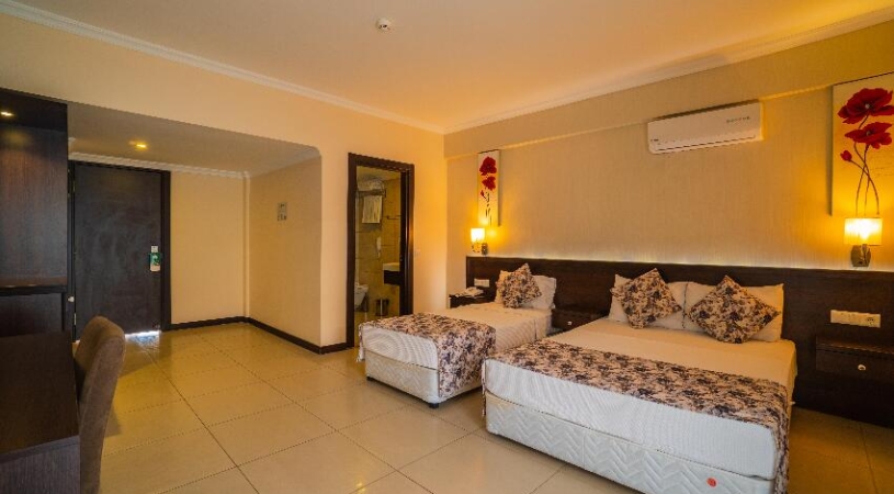 Sunshine Holiday Resort