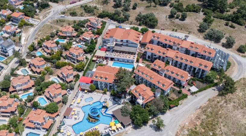 Sunshine Holiday Resort