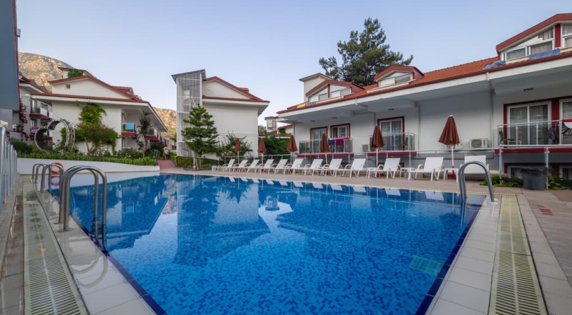 Sunshine Holiday Resort