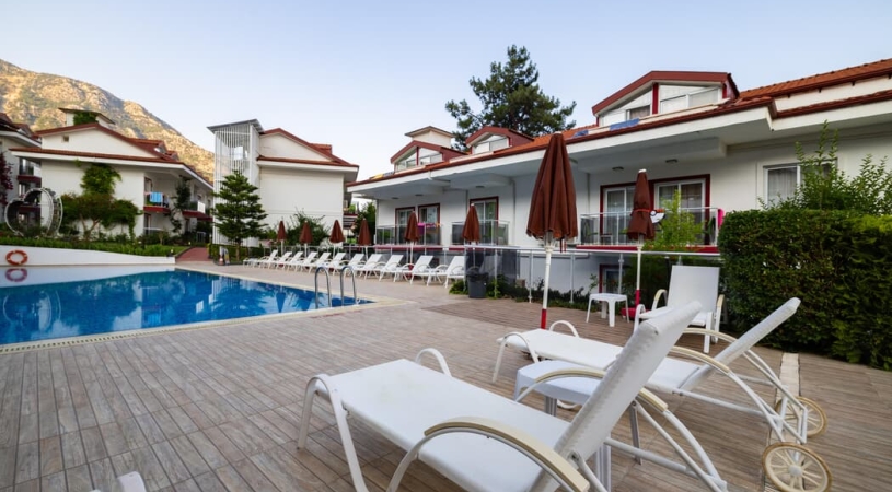 Sunshine Holiday Resort