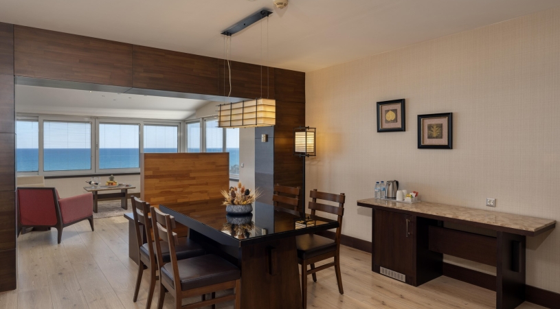 Limak Lara Deluxe Hotel & Resort