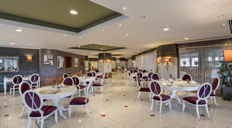 Limak Lara Deluxe Hotel & Resort