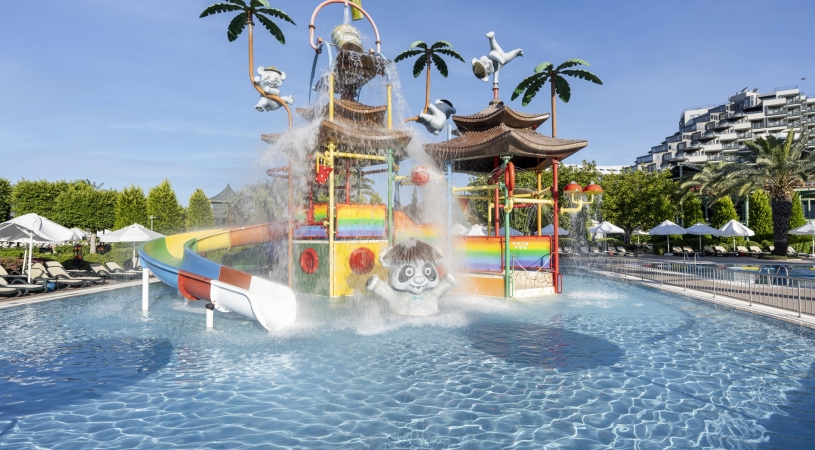 Limak Lara Deluxe Hotel & Resort