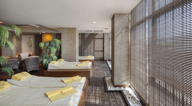 Limak Lara Deluxe Hotel & Resort