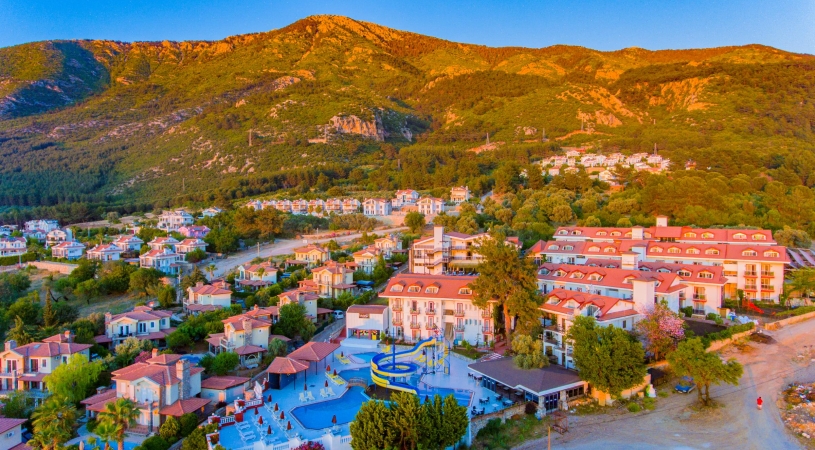 Sunshine Holiday Resort