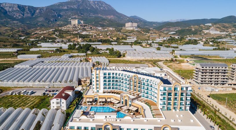 The Lumos Deluxe Resort Hotel & Spa