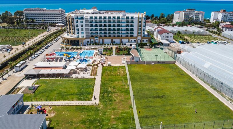 The Lumos Deluxe Resort Hotel & Spa