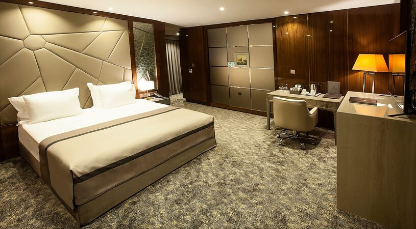 Elexus Hotel Resort Casino