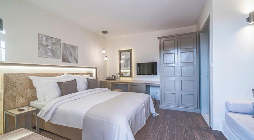 Elementa Boutique Hotel