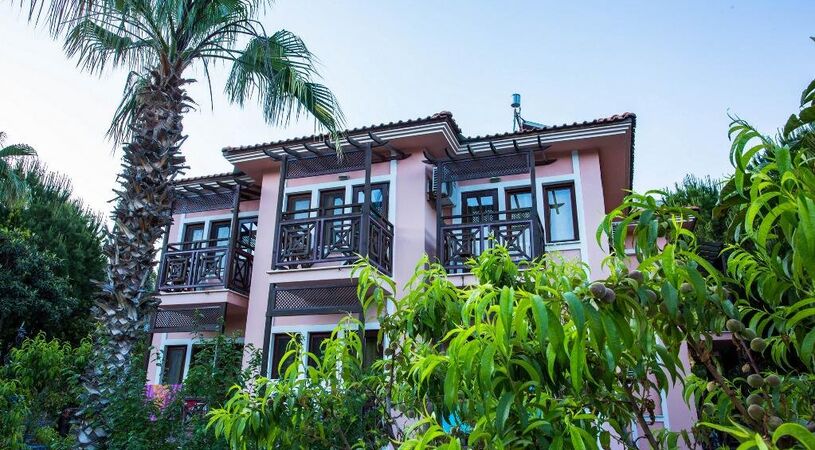 Pink Palace Hotel