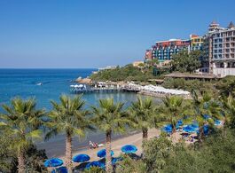 Merit Crystal Cove Hotel Casino