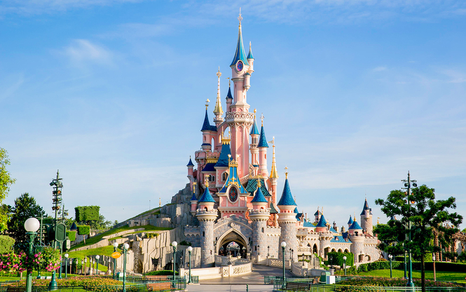Deluxe Paris & Disneyland 4 Gece 5 Gün