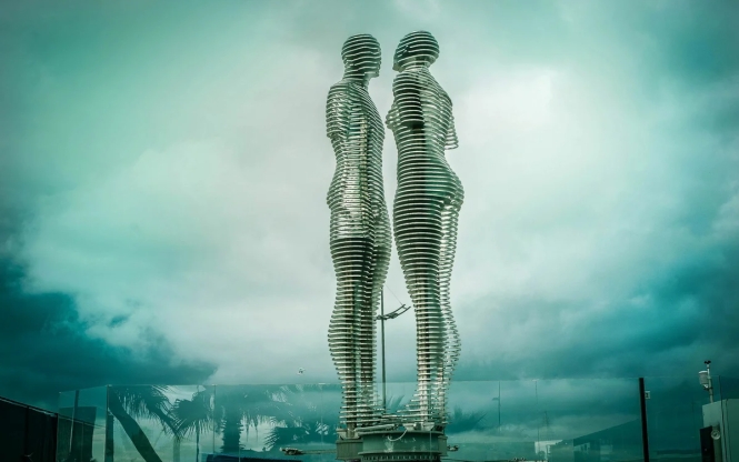 Sevgililer Günü Özel Uçaklı Gürcistan Turu ( Batum Uçuşlu )