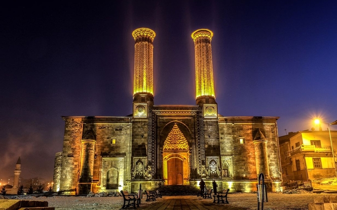 Uçaklı Rüya Gibi Gap ve Doğu Anadolu Turu (5 Gece Otel Konaklamalı)