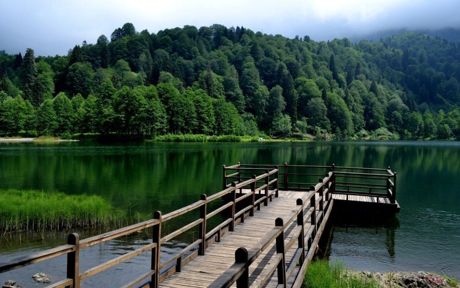 Uçaklı Karadeniz Yaylaları ve Batum Turu (3 Gece Otel Konaklamalı)