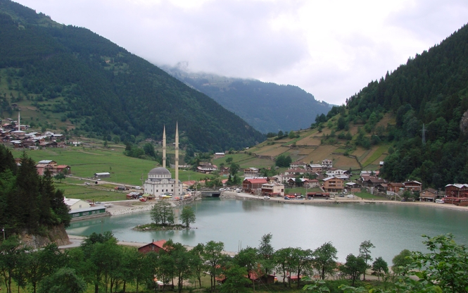 Uçaklı Karadeniz Yaylaları ve Batum Turu (3 Gece Otel Konaklamalı)