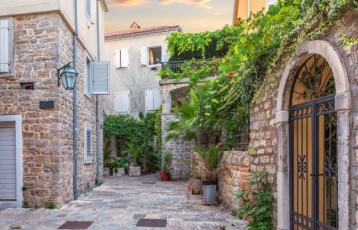 Kosovalı Büyük Balkanlar Turu AJet ile Extra Turlar ve Akşam Yemekleri Dahil