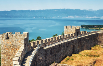 Kosovalı Büyük Balkanlar Turu AJet ile Extra Turlar ve Akşam Yemekleri Dahil SKP-TZL